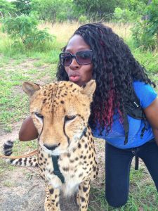 Dr. Quinta kissing cheetah